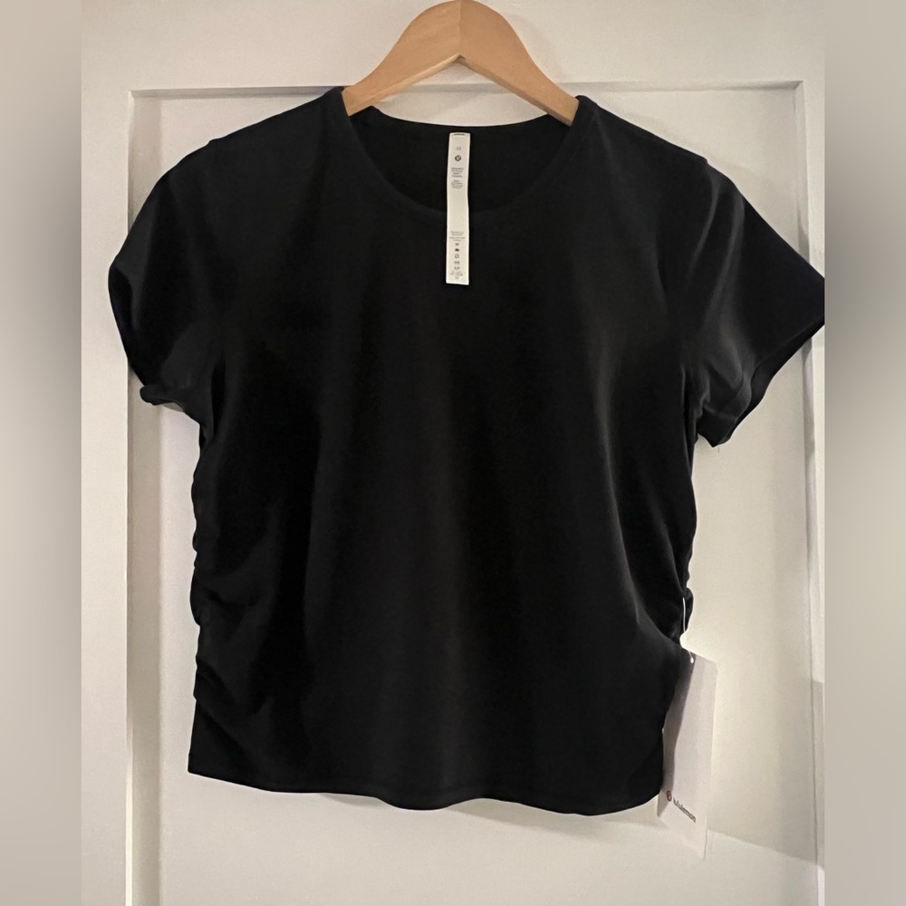 NWT lululemon All It Takes SS Tee Nulu 12 Blk